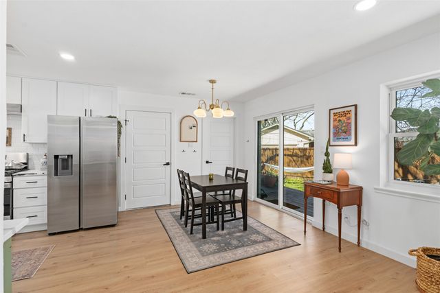 2321 Hartline Drive, Dallas, TX 75228