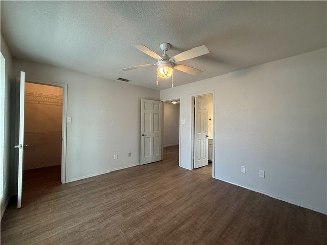 15310 Yardarm Ct, Corpus Christi, TX 78418