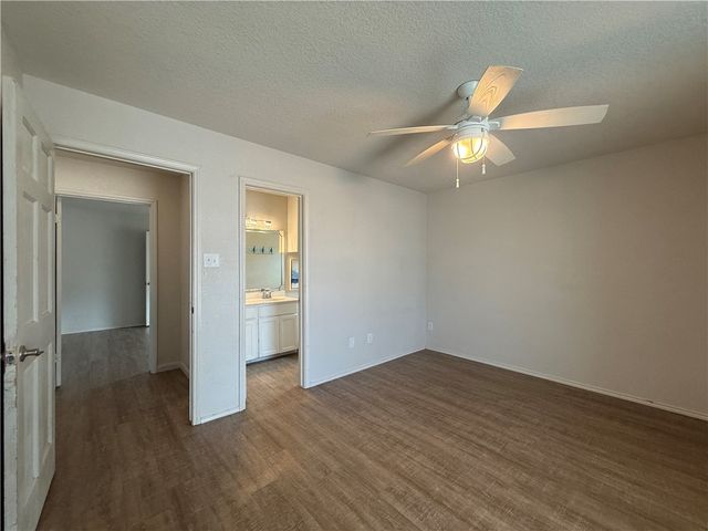 15310 Yardarm Ct, Corpus Christi, TX 78418