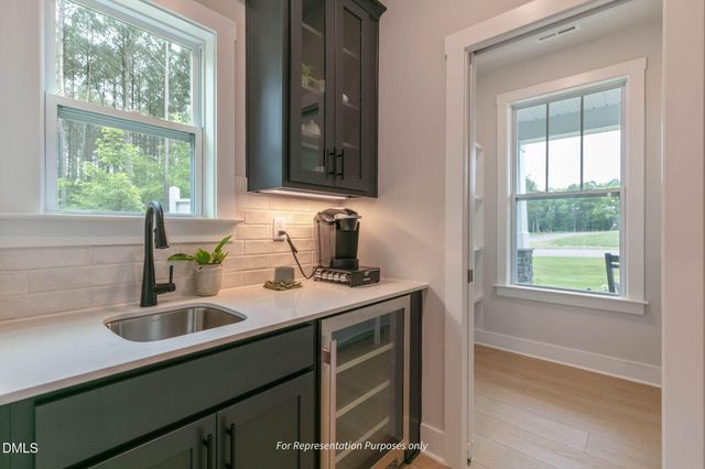 33 Sunset Ridge Drive, Fuquay Varina, NC 27526