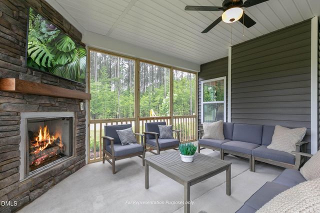 33 Sunset Ridge Drive, Fuquay Varina, NC 27526