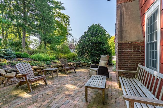 144 West Neck Road, Huntington, NY 11743