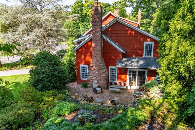 144 West Neck Road, Huntington, NY 11743