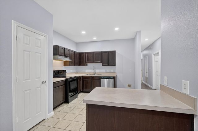 4718 Jamaica Street, Dallas, TX 75210