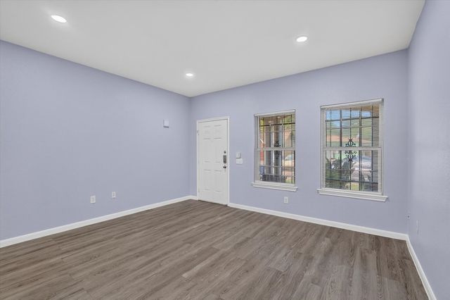 4718 Jamaica Street, Dallas, TX 75210