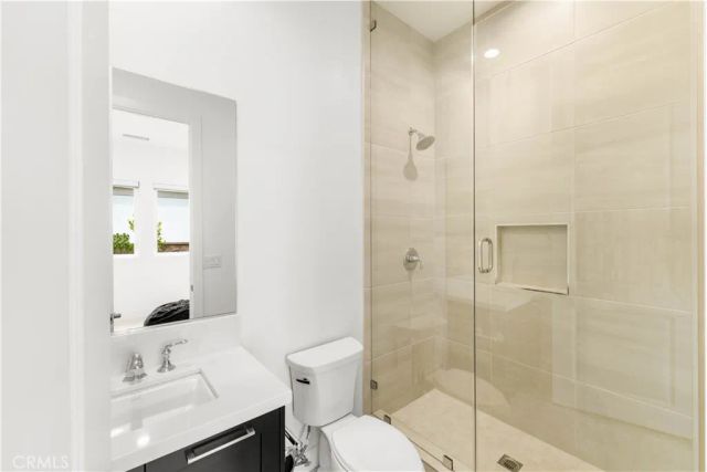12525 N Silver Spur, Porter Ranch, CA 91326