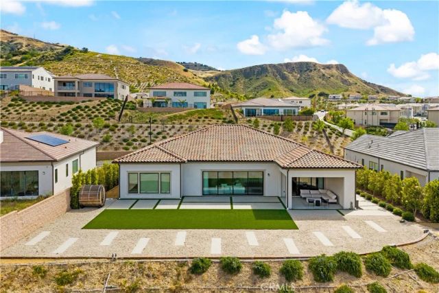 12525 N Silver Spur, Porter Ranch, CA 91326