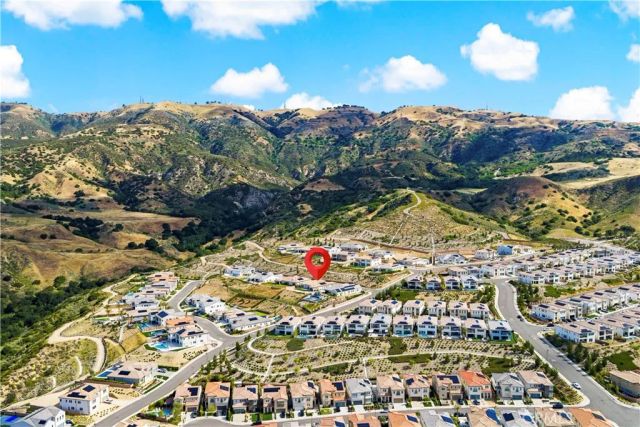 12525 N Silver Spur, Porter Ranch, CA 91326