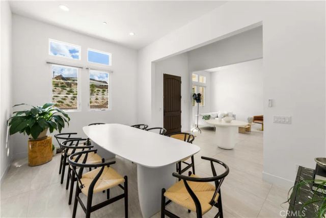 12525 N Silver Spur, Porter Ranch, CA 91326