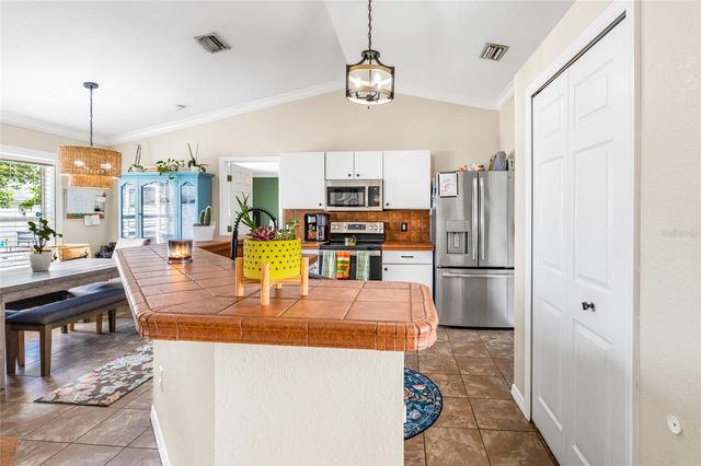 6178 COLISEUM BOULEVARD, Port Charlotte, FL 33981