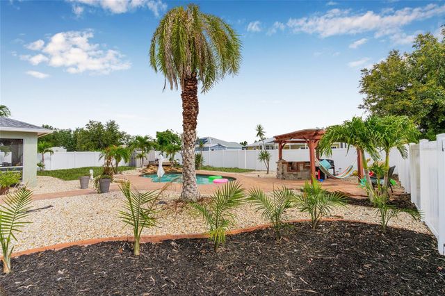 6178 COLISEUM BOULEVARD, Port Charlotte, FL 33981