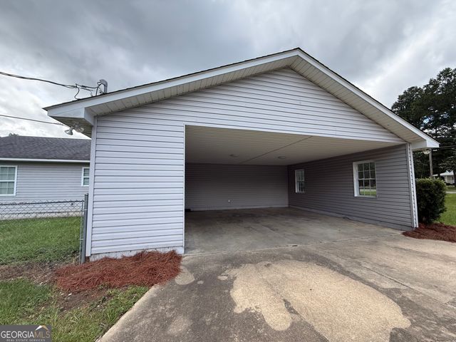136 Trinity Road, Dublin, GA 31021