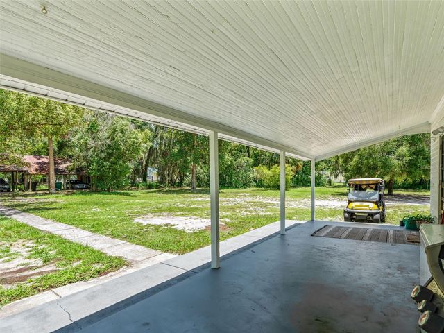 511 E MIRROR LAKE DRIVE, Fruitland Park, FL 34731