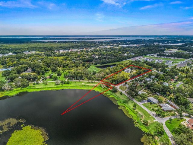 511 E MIRROR LAKE DRIVE, Fruitland Park, FL 34731