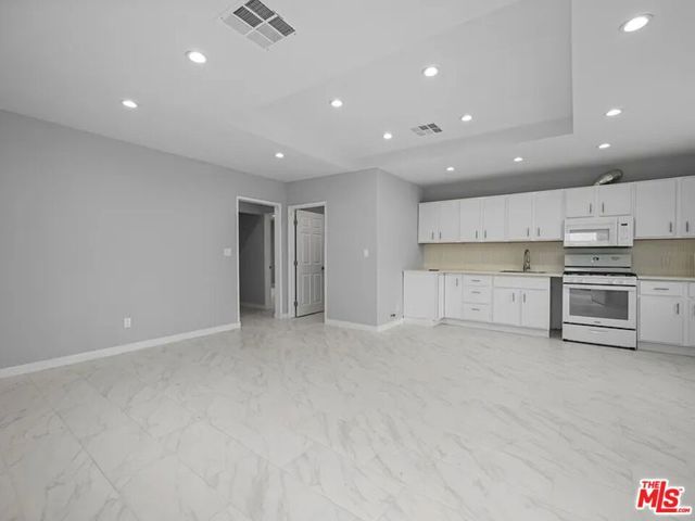 7619 Security Avenue, Burbank, CA 91504