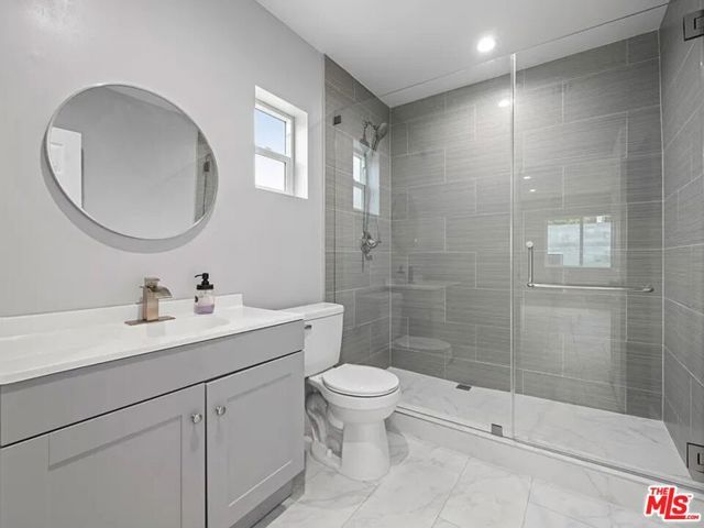 7619 Security Avenue, Burbank, CA 91504