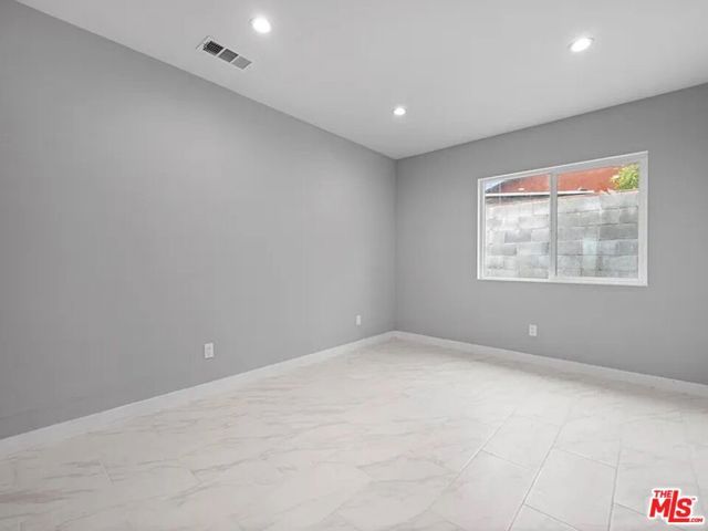 7619 Security Avenue, Burbank, CA 91504
