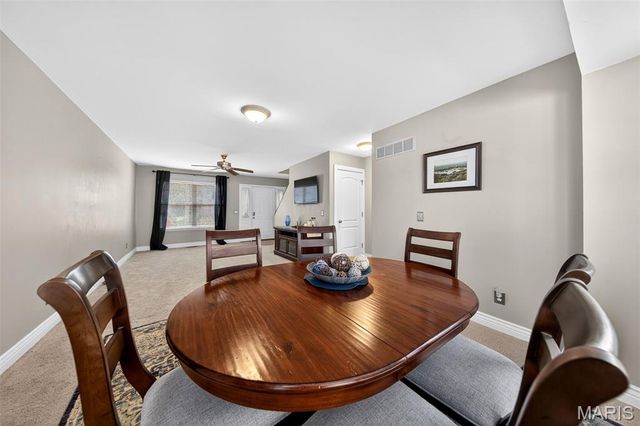 1075 Fenton Park Drive, Fenton, MO 63026