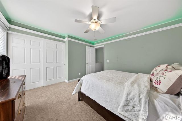 1075 Fenton Park Drive, Fenton, MO 63026