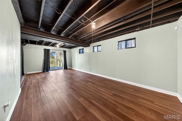 1075 Fenton Park Drive, Fenton, MO 63026