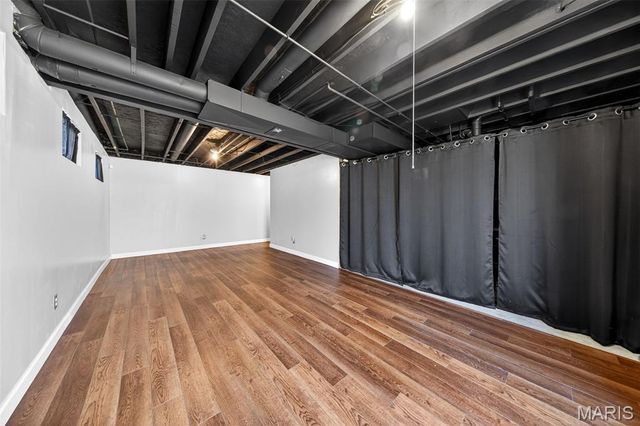 1075 Fenton Park Drive, Fenton, MO 63026