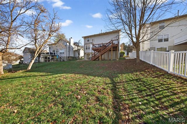 1075 Fenton Park Drive, Fenton, MO 63026