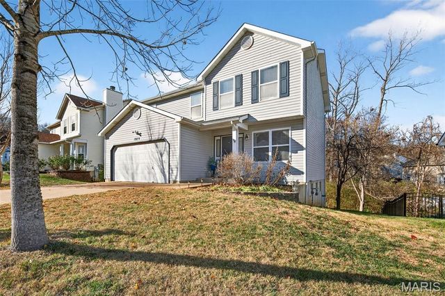 1075 Fenton Park Drive, Fenton, MO 63026