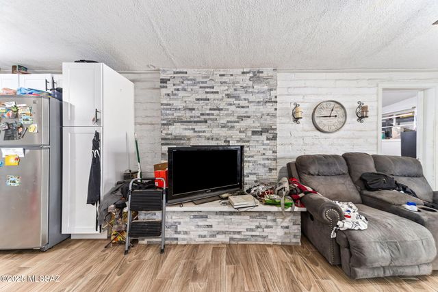 2726 N Calle De Romy, Tucson, AZ 85712
