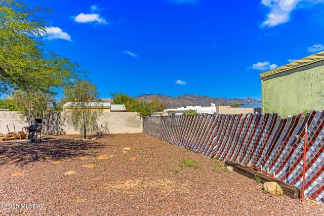 2726 N Calle De Romy, Tucson, AZ 85712