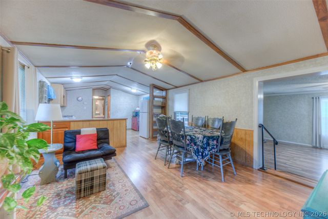 67 N 196th West Avenue, Sand Springs, OK 74063