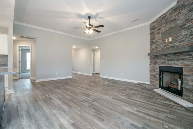 1080 Harrison Way, Clarksville, TN 37042