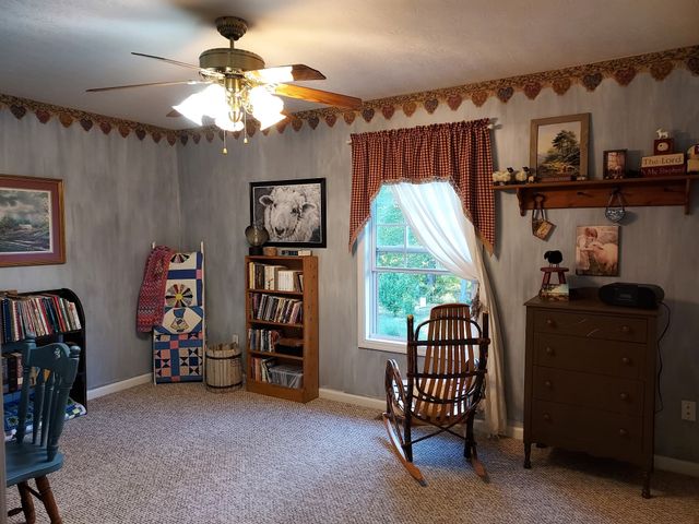 183 Taylor Ln, Lafayette, TN 37083