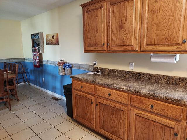 183 Taylor Ln, Lafayette, TN 37083