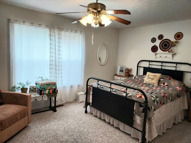 183 Taylor Ln, Lafayette, TN 37083