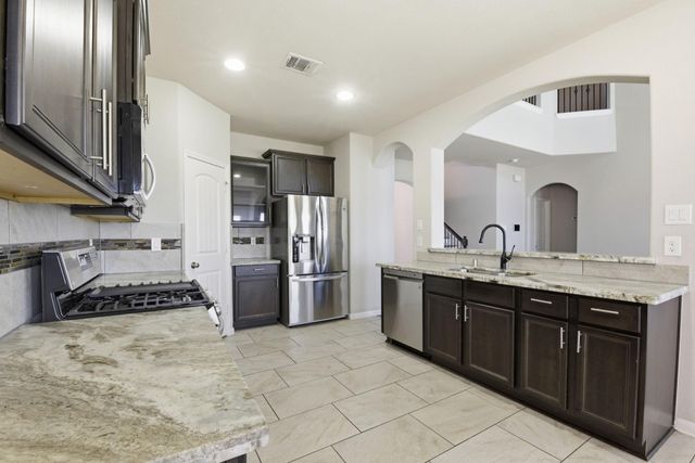 7323 Cypress Pin Oak Drive, Cypress, TX 77433