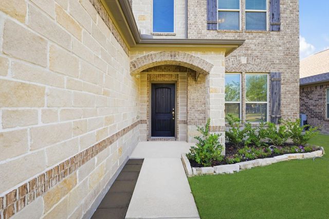 7323 Cypress Pin Oak Drive, Cypress, TX 77433