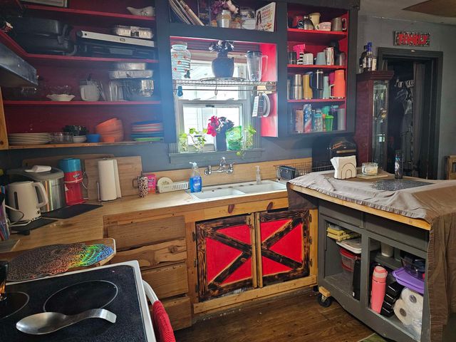 207 Forrest St, Henderson, TX 75654