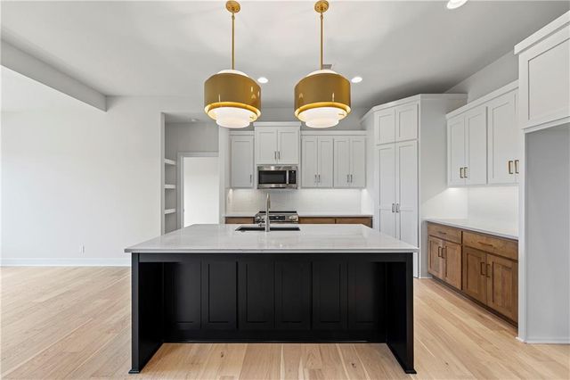 17356 S Kaw Street, Olathe, KS 66062