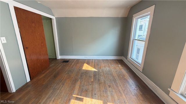 7425 Harvard Avenue, Cleveland, OH 44105