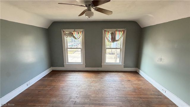 7425 Harvard Avenue, Cleveland, OH 44105
