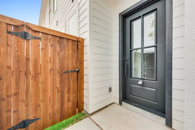 2408 Boyd Street, Dallas, TX 75224