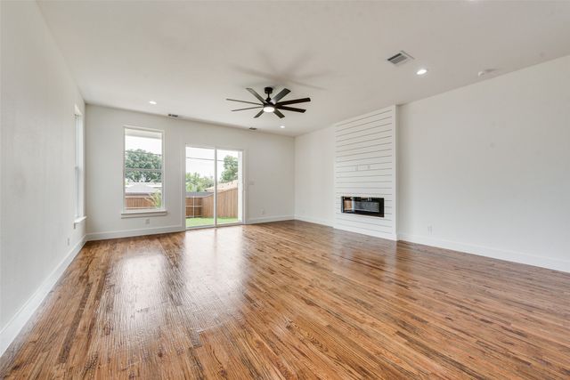 2408 Boyd Street, Dallas, TX 75224