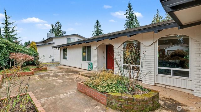 14121 SE Fairwood Boulevard, Renton, WA 98058