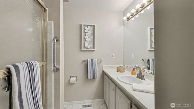 14121 SE Fairwood Boulevard, Renton, WA 98058