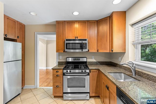 243 Van Nostrand Avenue, Englewood, NJ 07631