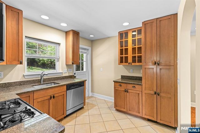 243 Van Nostrand Avenue, Englewood, NJ 07631