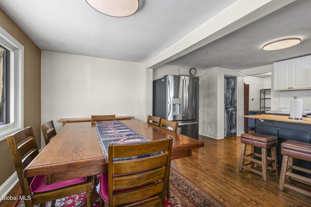 4 Valleyview Avenue, Rotterdam, NY 12306