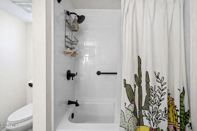 4 Valleyview Avenue, Rotterdam, NY 12306