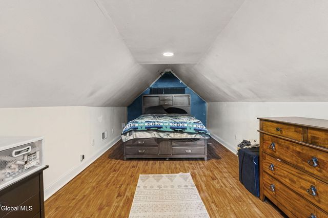 4 Valleyview Avenue, Rotterdam, NY 12306