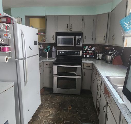 90 Brook Street, Barre City, VT 05641